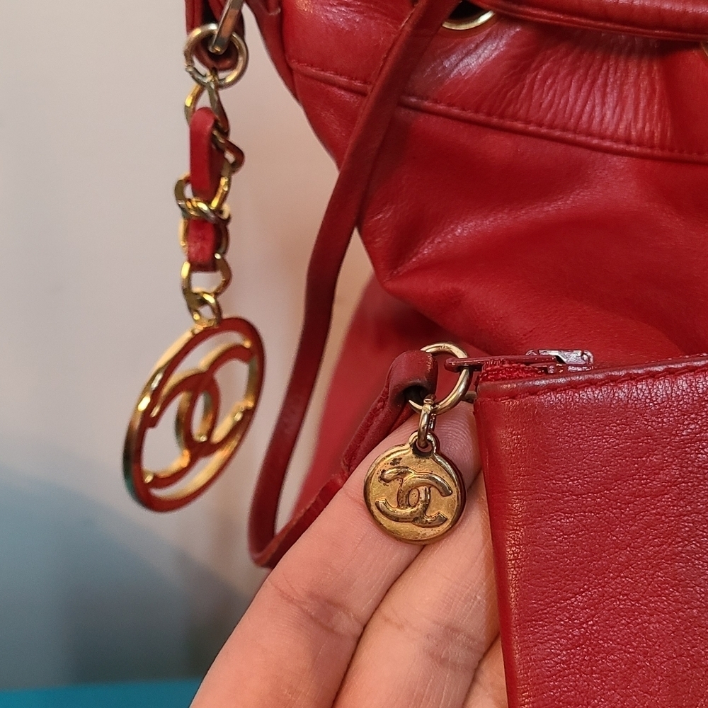 ✨️ CHANEL Vintage Bucket Bag - Picture 16 of 16